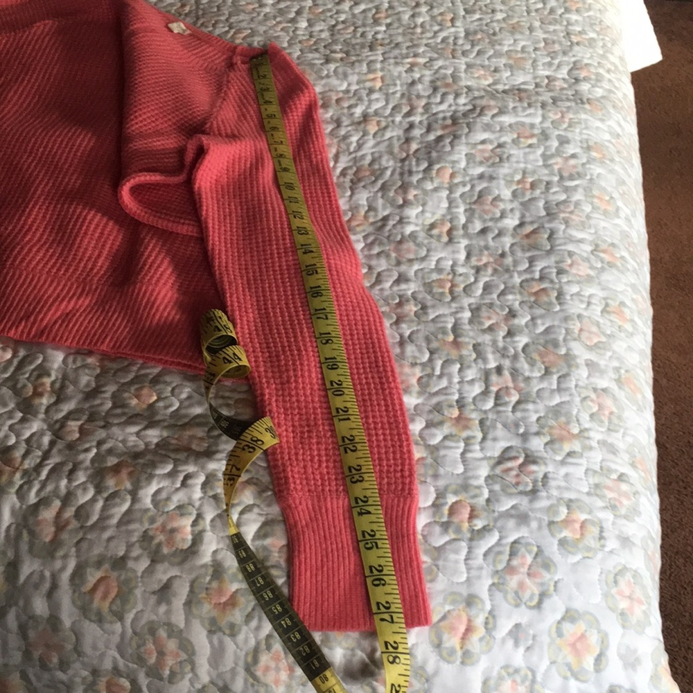 Sweater - Picture 7 of 7